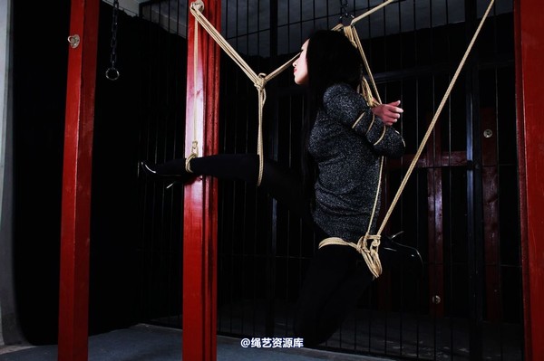 神艺缘 - 215-黑丝五花 第 32 张图片
