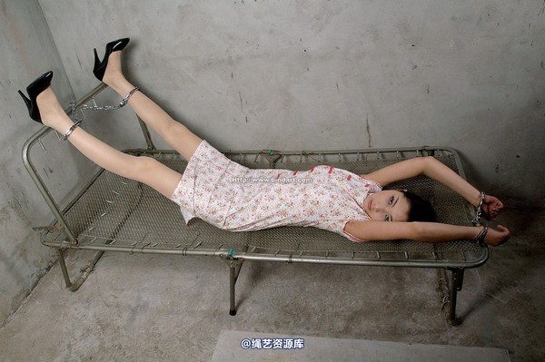 丽柜美束 - 2006-02-21 第 19 张图片
