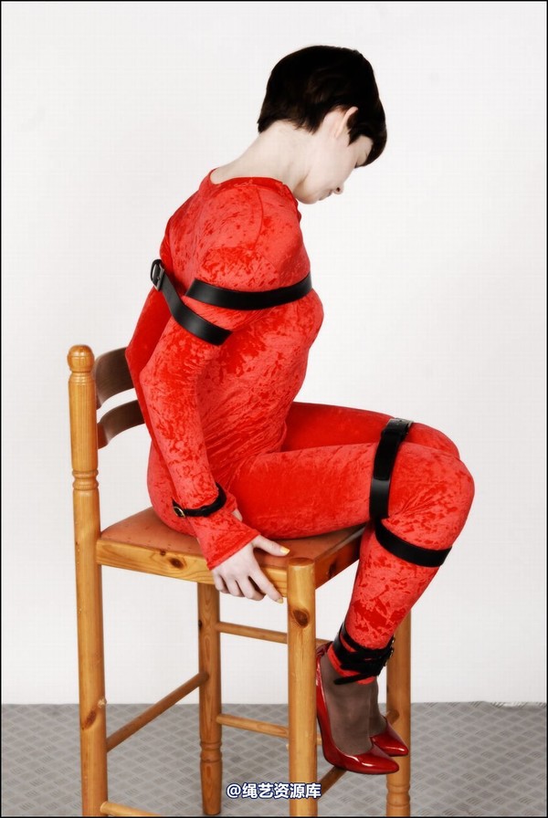 simplytied - Fawnya Red catsuit part 2 第 28 张图片