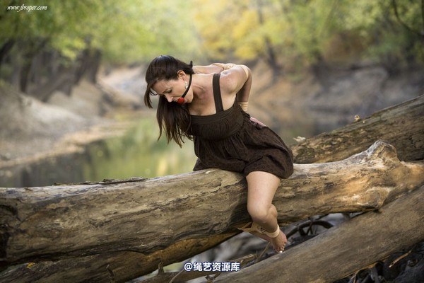 jbroper - Christina Carter 2011-1 第 33 张图片