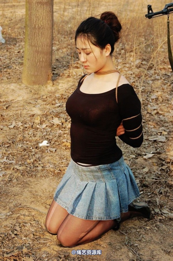 mj影视 - 2013-3-4陈沫踏青 黑丝美女最终的不归路 第 32 张图片