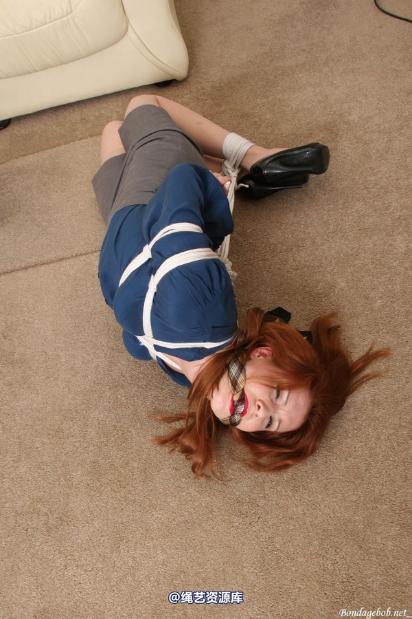 bondagebob - Scarlot Rose Box hogtie 第 109 张图片