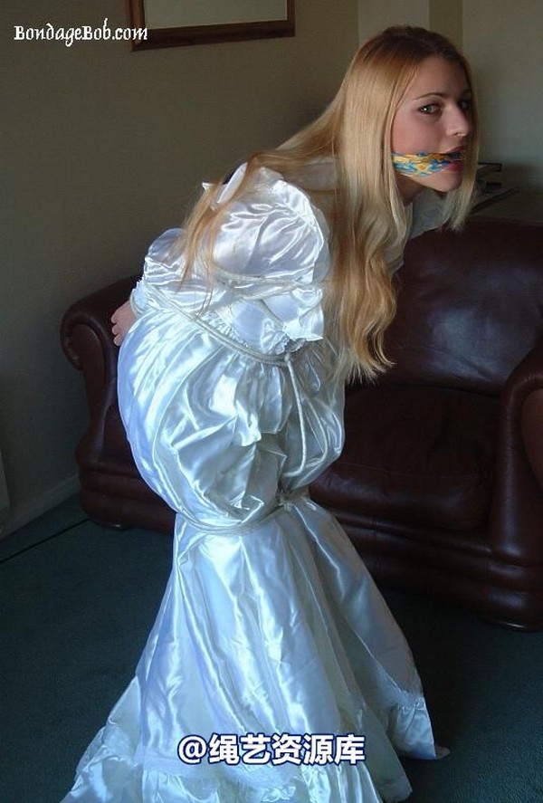 bondagebob - Linda Murray The wedding day 1 第 4 张图片