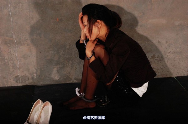 mj影视 - 倾心罪恶红唇2 第 102 张图片