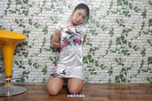 唯美之家 - 羊羊旗袍五花2010-8-26 第 2 张图片