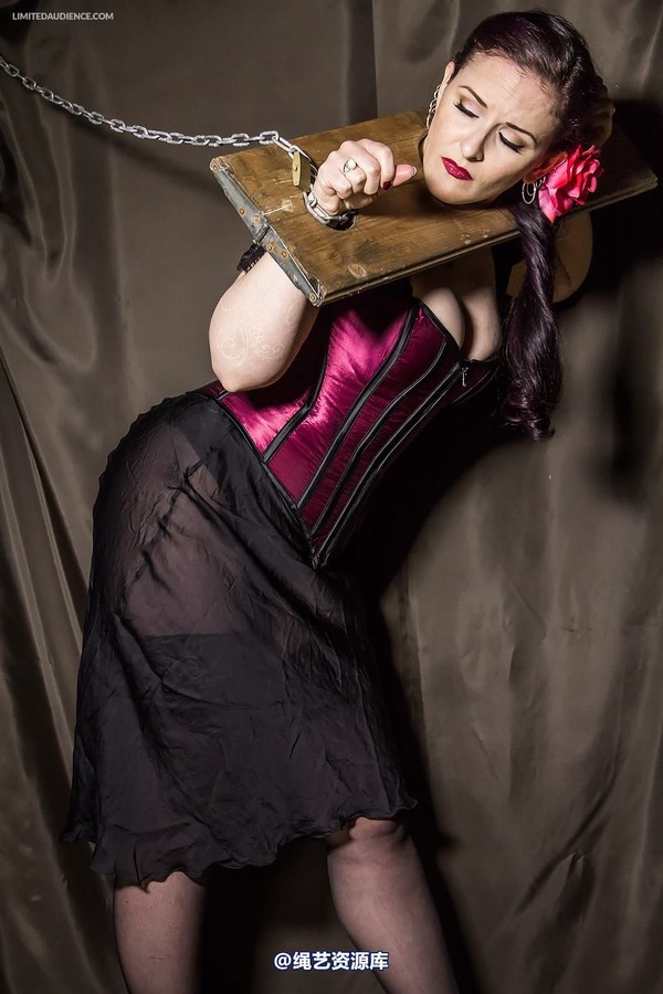 limitedaudience - 2014 caroline pierce in stocks 第 14 张图片