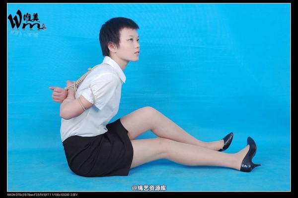 唯美之家 - 09-8-4嫣蓉制服 第 20 张图片