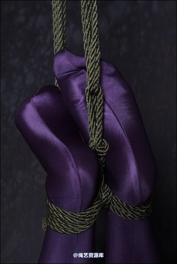 simplytied - Very nice purple tights 第 28 张图片