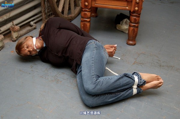 boundhotties - JADE 2 第 15 张图片