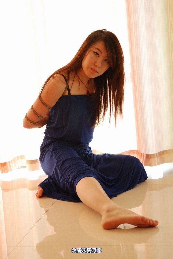 唯美之家 - 新模慕儿-蓝色礼服 第 17 张图片