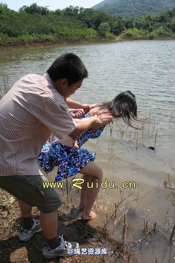 锐度主张 - 20070809第28期 宝宝鱼塘戏水图片 第 309 张图片