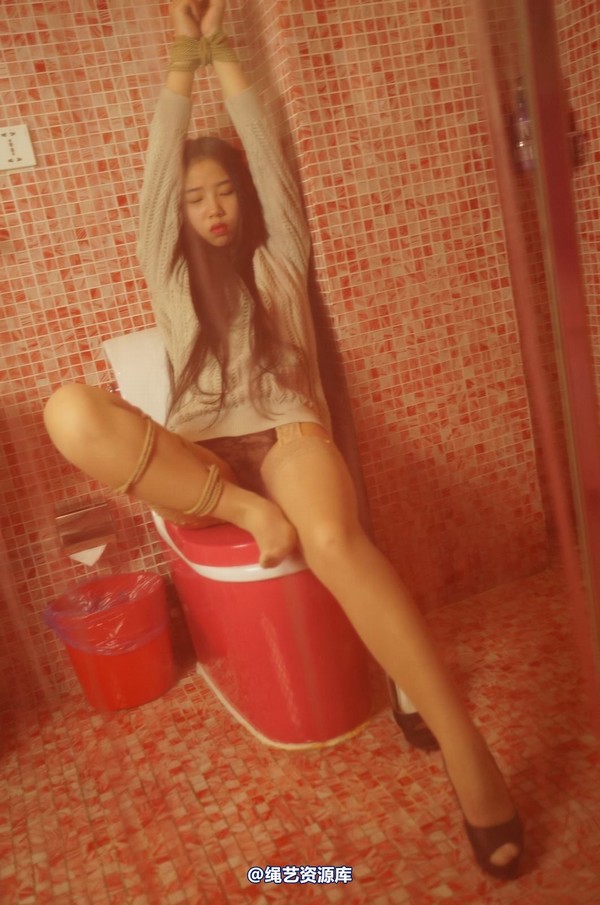 dk13美束馆 - 11.15-娃娃灰毛衣A-190P 第 177 张图片