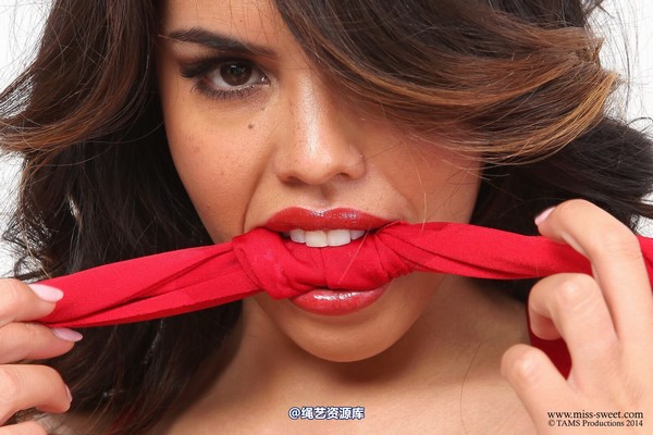 miss-sweet - RED SCARF LOLA 第 193 张图片