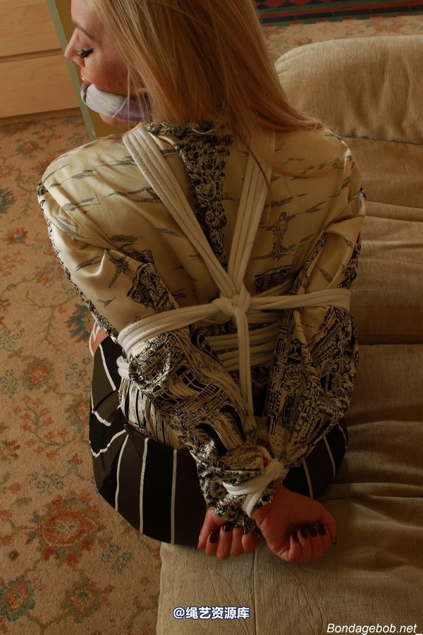 bondagebob - Hannah Claydon and Ariel Experiment in Bondage 第 139 张图片