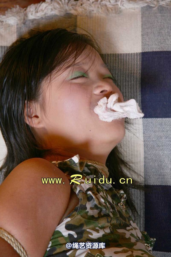 锐度主张 - 20070714第24期 无敌姐妹花组图 模特：小琴小雪 第 51 张图片