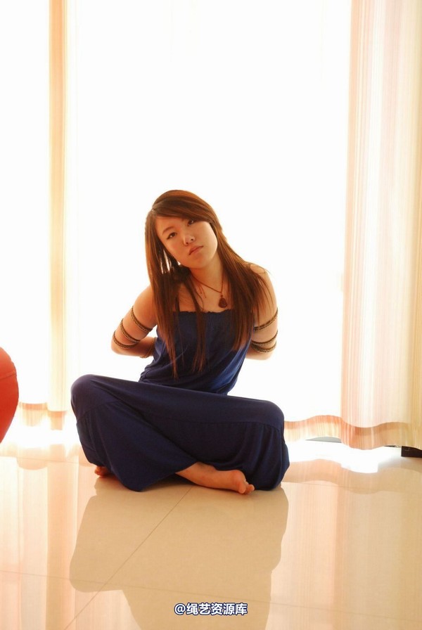 唯美之家 - 新模慕儿-蓝色礼服 第 9 张图片