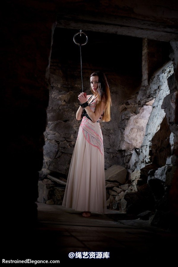 restrainedelegance - Sparkles in the Dungeon 第 42 张图片