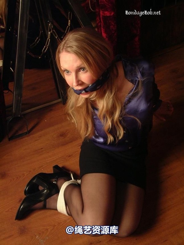 bondagebob - Missey Morrigan The census taker 6 第 4 张图片