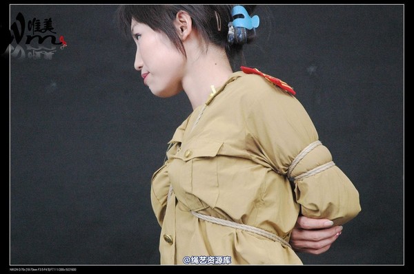 唯美之家 - 2008-08-06水柔军装 第 59 张图片