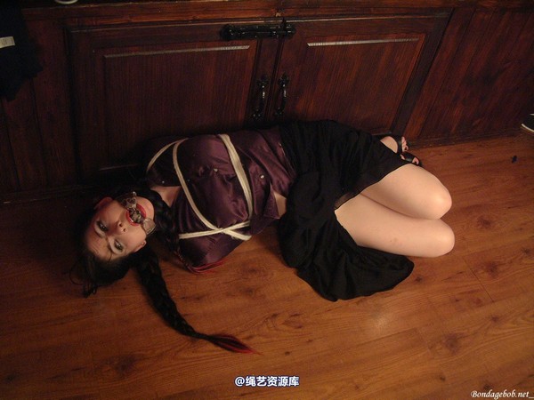 bondagebob - Lydia Hogtied 第 76 张图片