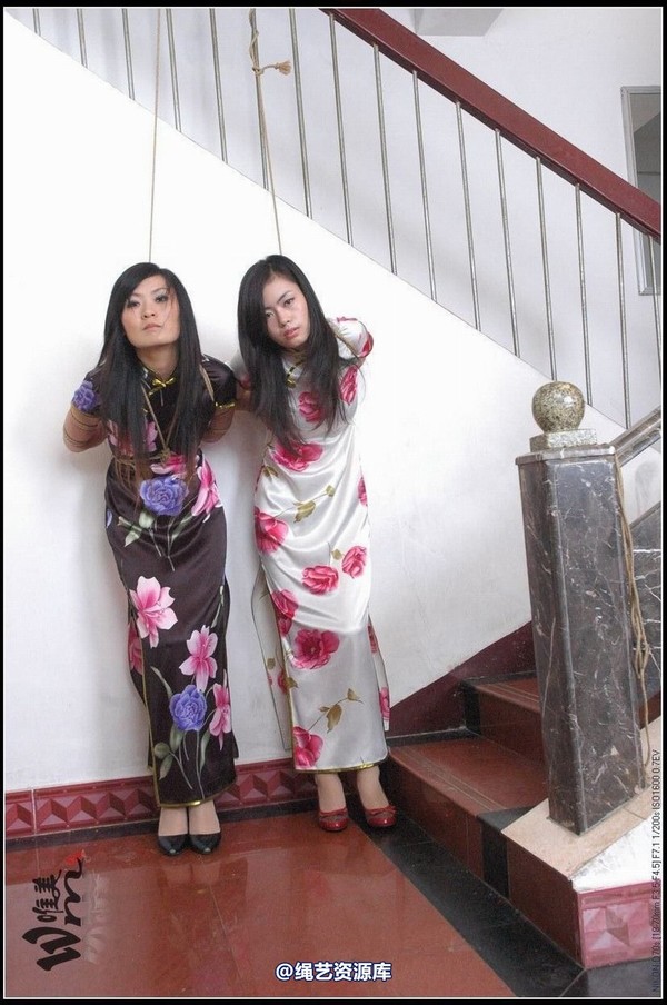唯美之家 - 2008-09-24小妖琪琪旗袍绳艺 第 92 张图片