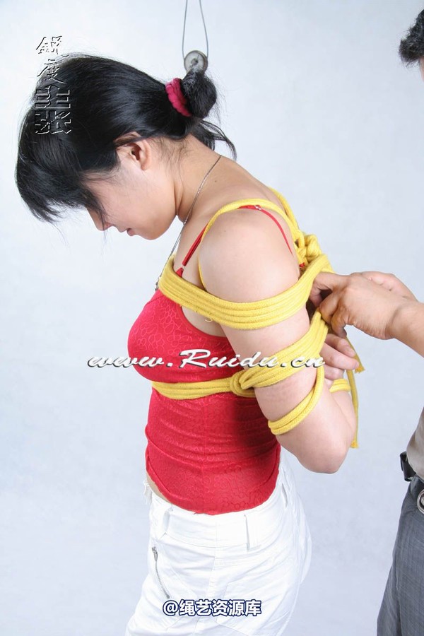 锐度主张 - 婷婷和嫣儿KB悬吊 第 244 张图片