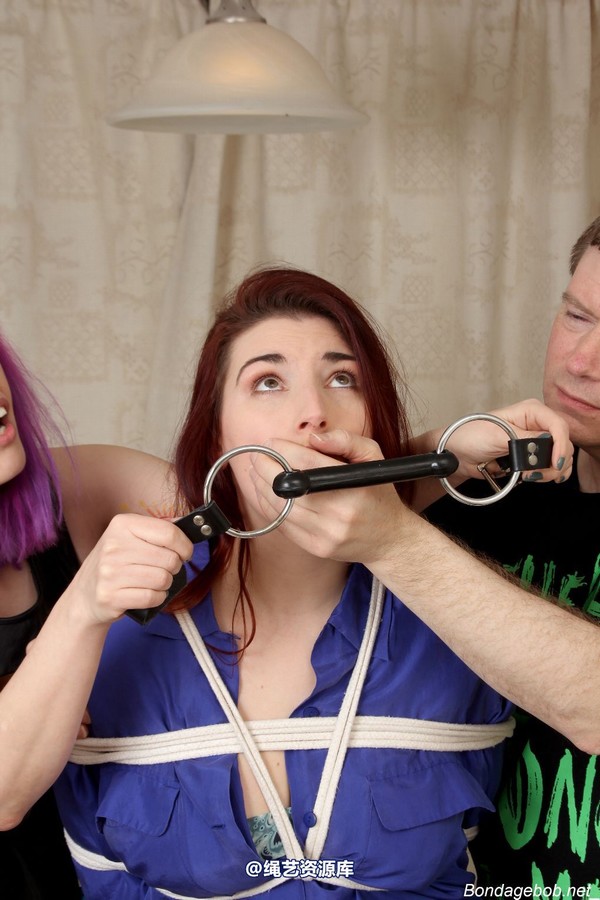 bondagebob - Roswell Ivory The Card Game 第 72 张图片