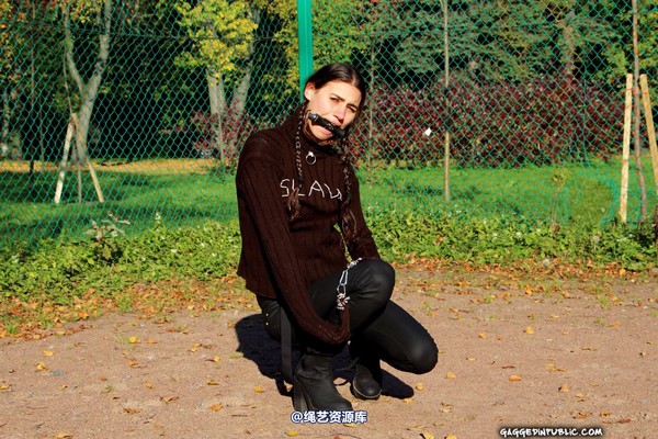 gaggedinpublic - gip404 第 33 张图片