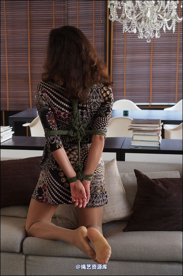 simplytied - My first shoot in France 第 12 张图片