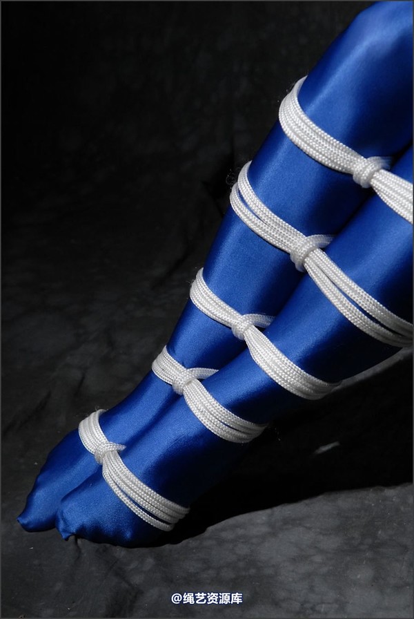simplytied - Very nice blue tights 第 32 张图片