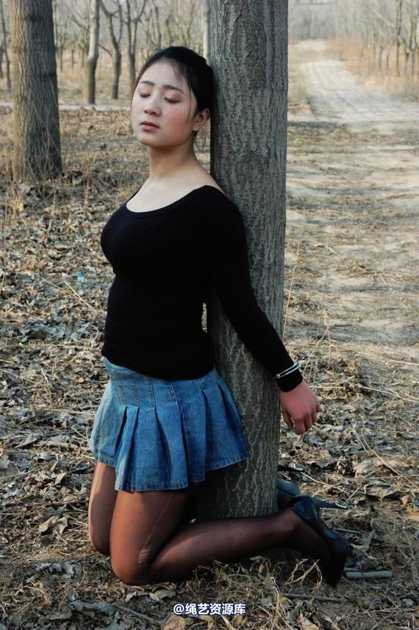mj影视 - 2013-3-4陈沫踏青 黑丝美女最终的不归路 第 226 张图片