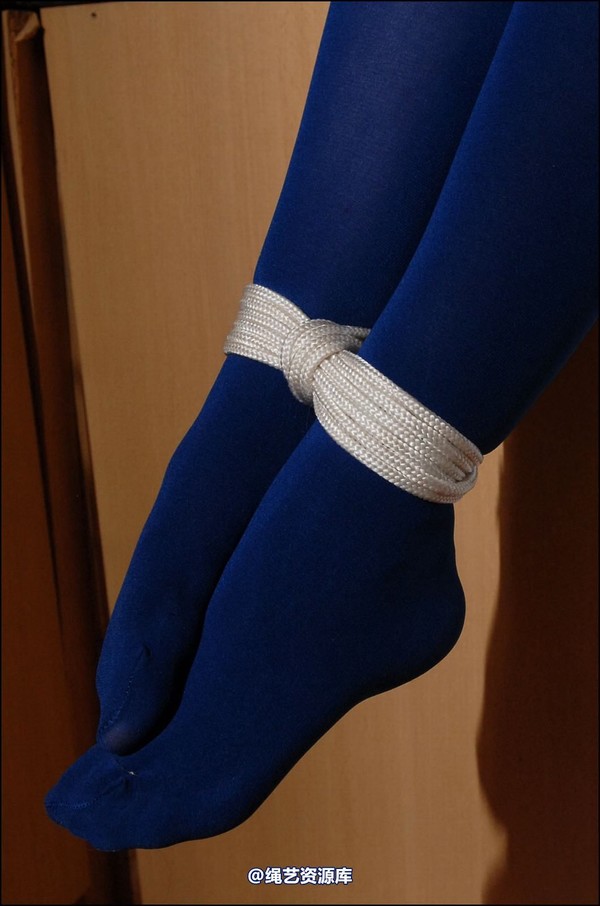 simplytied - RR is feeling blue 第 36 张图片