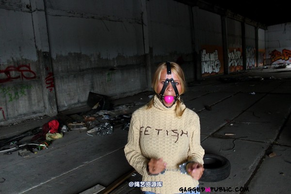 gaggedinpublic - gip497 第 36 张图片