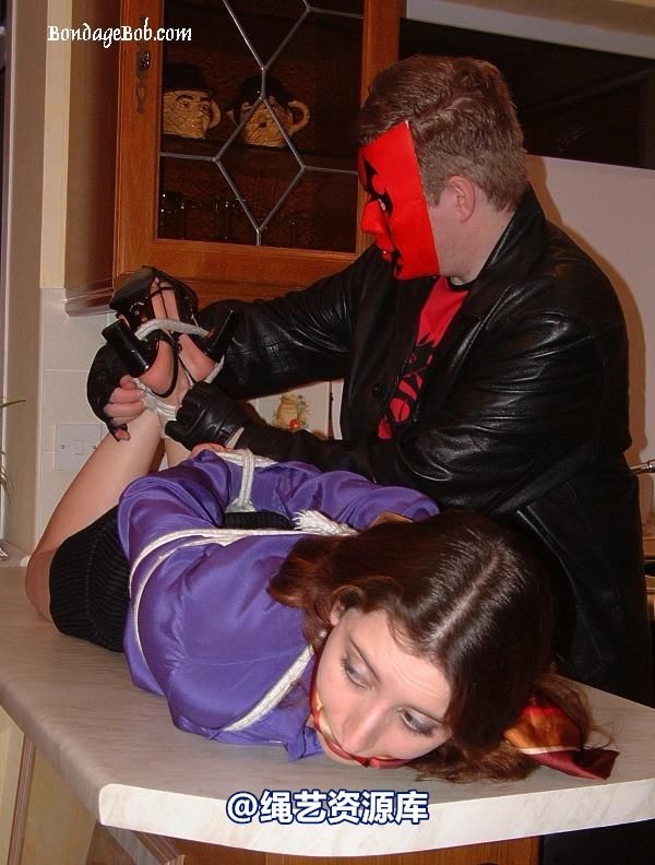 bondagebob - Jasmine De Launay The mystery intruder 4 第 1 张图片