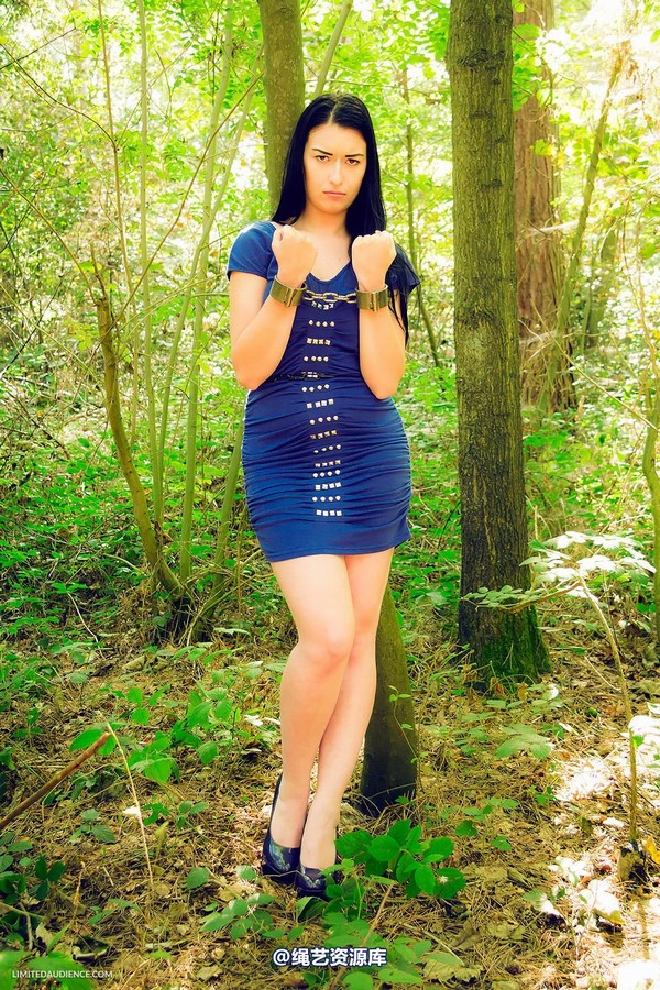 limitedaudience - 2013 stacey von stranded 第 7 张图片