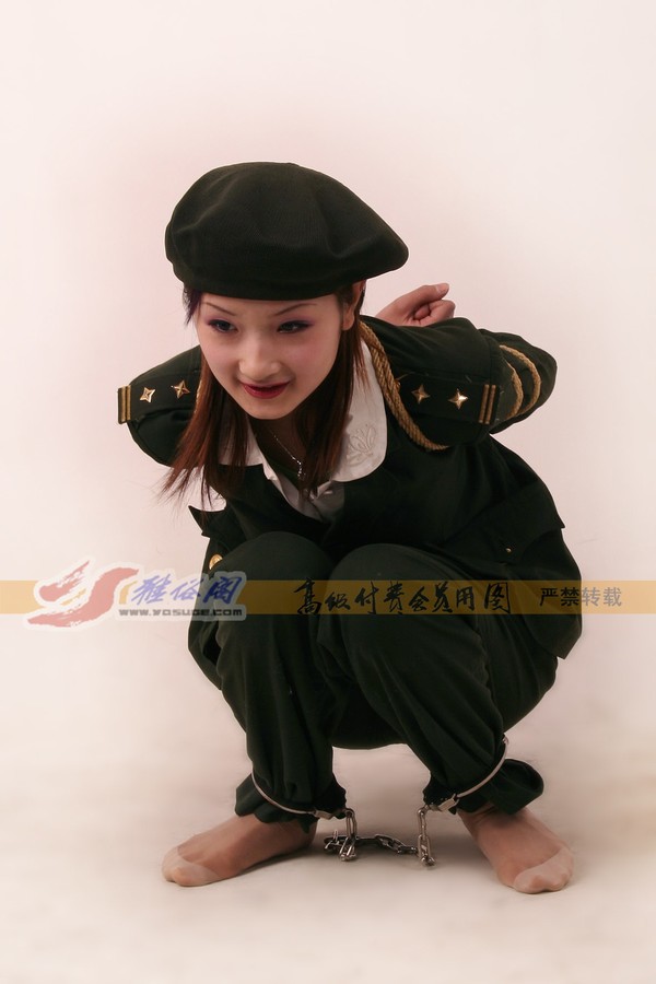雅俗阁 - 20060407雪儿警服 第 113 张图片