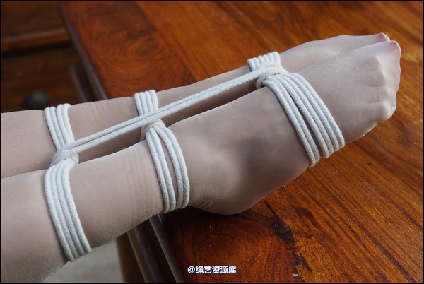 simplytied - Jinx chair tied 第 23 张图片