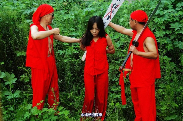mj影视 - 血的代价-红罪衣刑场木驴斩－梅晓芳2013-08-26 第 105 张图片