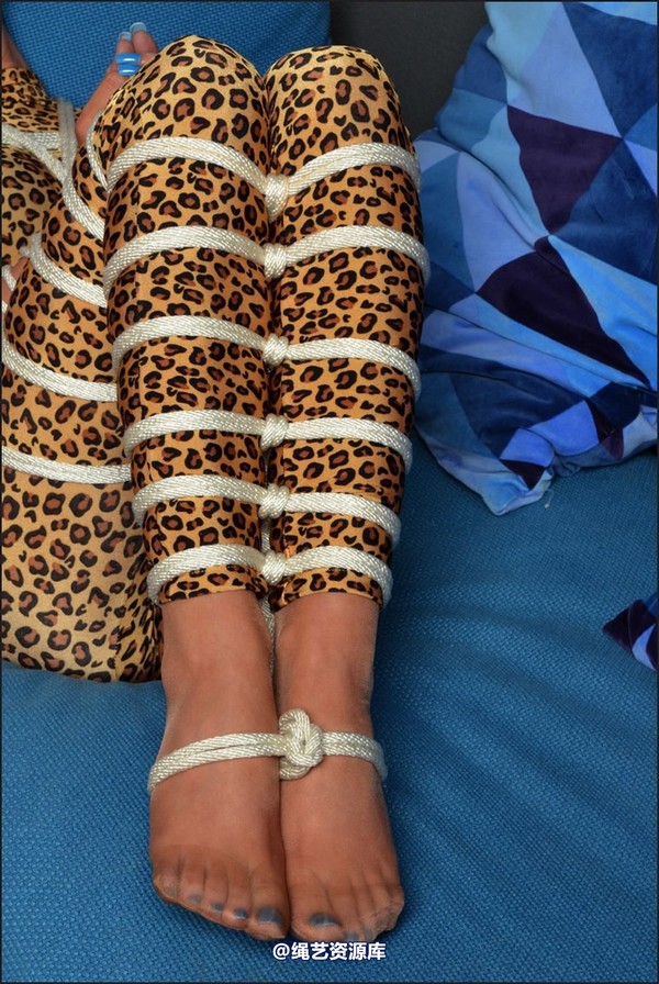 simplytied - JG catsuit two 第 27 张图片