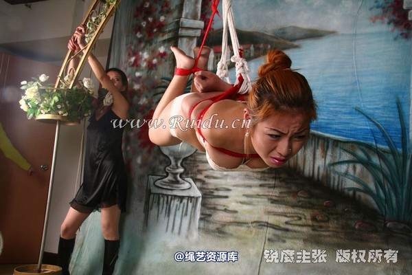 锐度主张 - 新模端木性感内衣吊缚 第 65 张图片