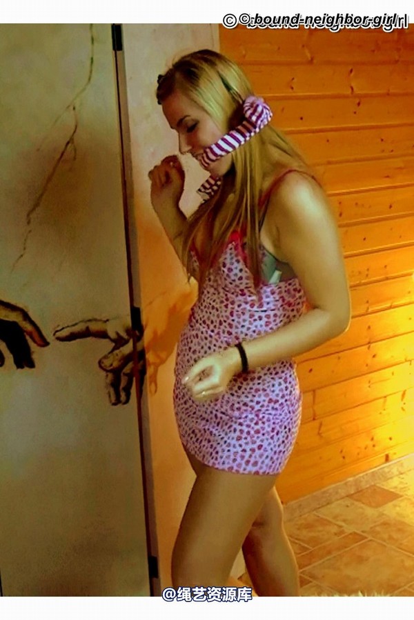 bound-neighbor-girl - Vera - Tied to the chair and the wife being selftied 第 21 张图片