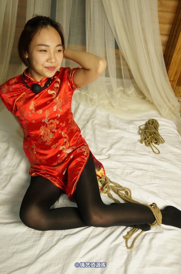 dk13美束馆 - 11.14-小仙儿红旗袍-120P 第 118 张图片