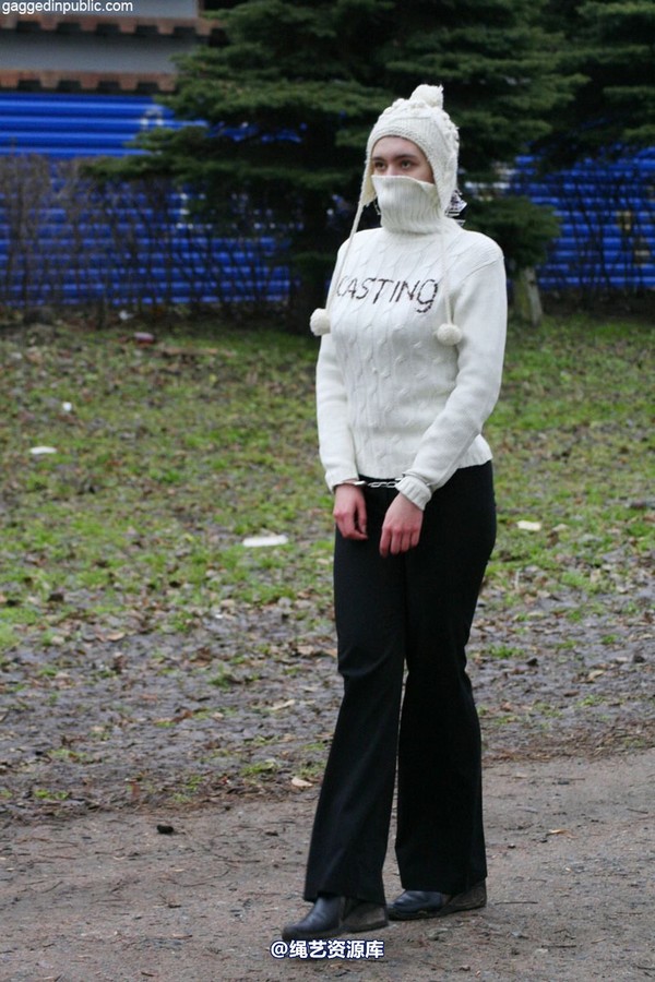 gaggedinpublic - gip100 第 59 张图片