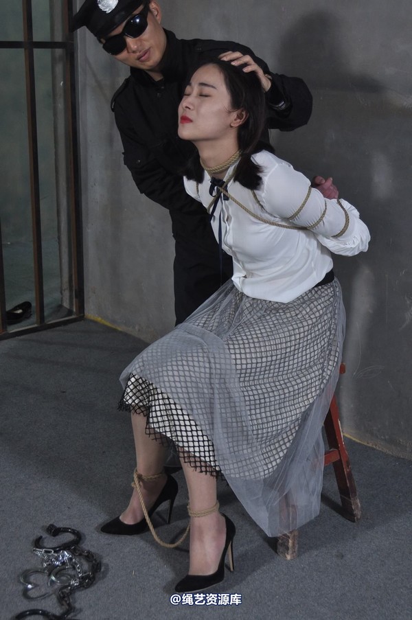 mj影视 - 淑女被抓 第 243 张图片