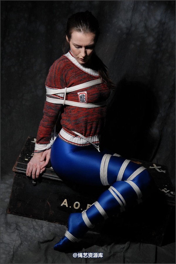 simplytied - Very nice blue tights 第 24 张图片