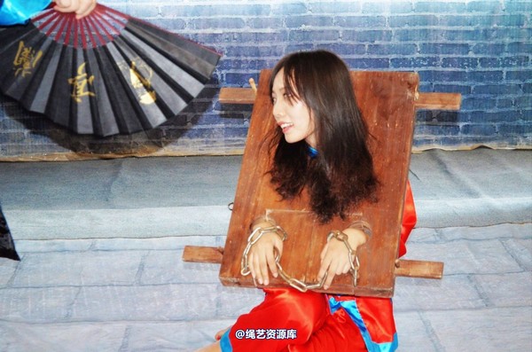 mj影视 - 血的代价梦境古大堂 女囚众生相2013-08-26 第 121 张图片