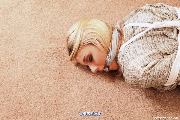 bondagebob - Chloe Toy Chillin' in Bondage 第 90 张图片