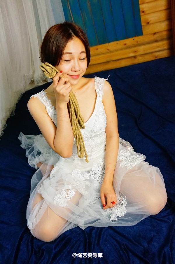 dk13美束馆 - 9.16-小仙儿白婚纱-B130P 第 41 张图片