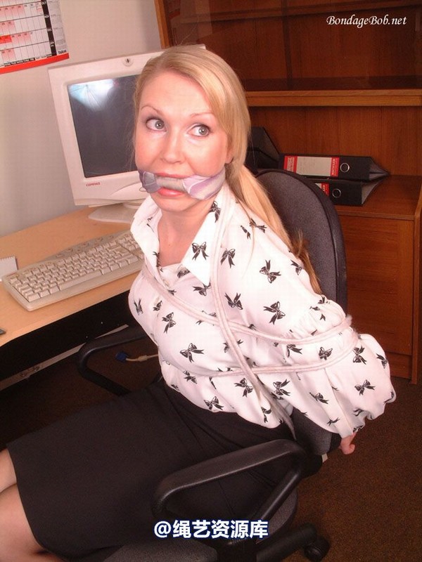 bondagebob - Missey Late at the office 第 47 张图片