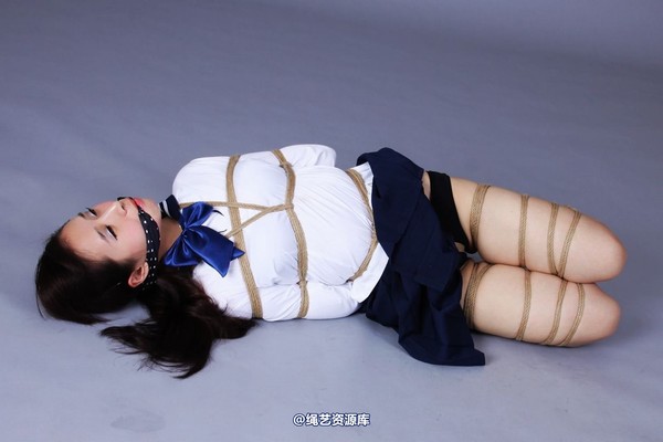 神艺缘 - 259-女学生被绑架 第 22 张图片